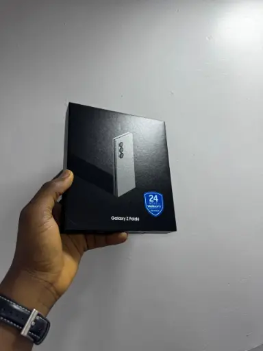 Brand New Samsung Galaxy Fold 6 256Gb Dual Sim (With Nigerian Warranty) 