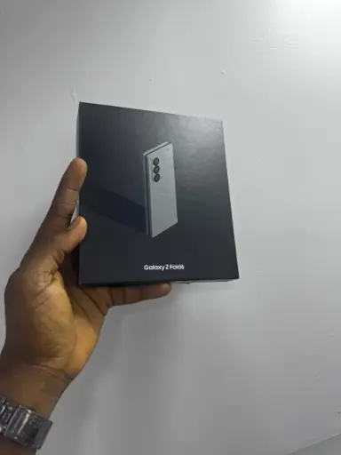 Brand New Samsung Galaxy Fold 6 512Gb Single Sim & ESIM